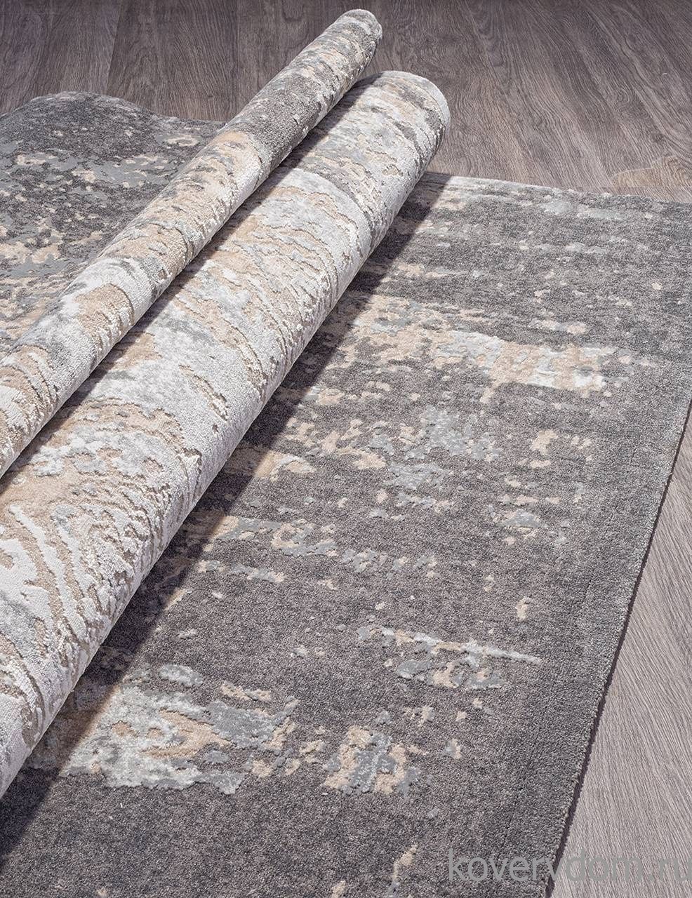 Ковер GRAND 34762 957 Серый / Бежевый Винтаж