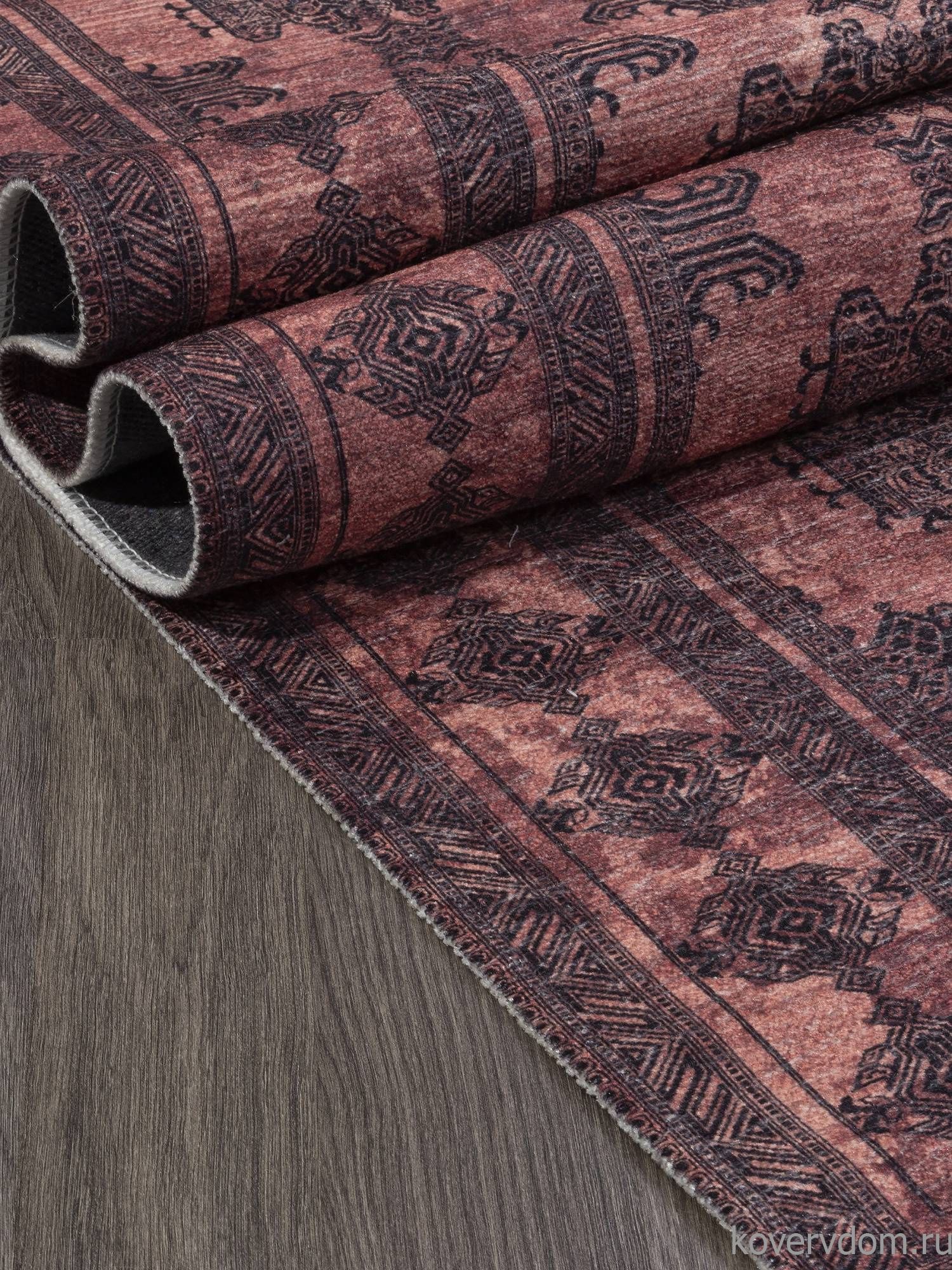 Ковер LOTUS AB028A RED / BLACK Ковер LOTUS AB028A RED / BLACK